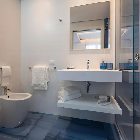 Le Maree Comfort בית הארחה