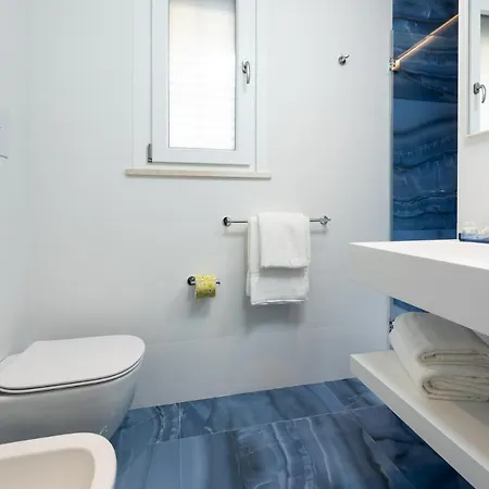 בית הארחה Le Maree Comfort 4*