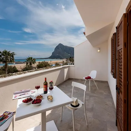 בית הארחה Le Maree Comfort 4*